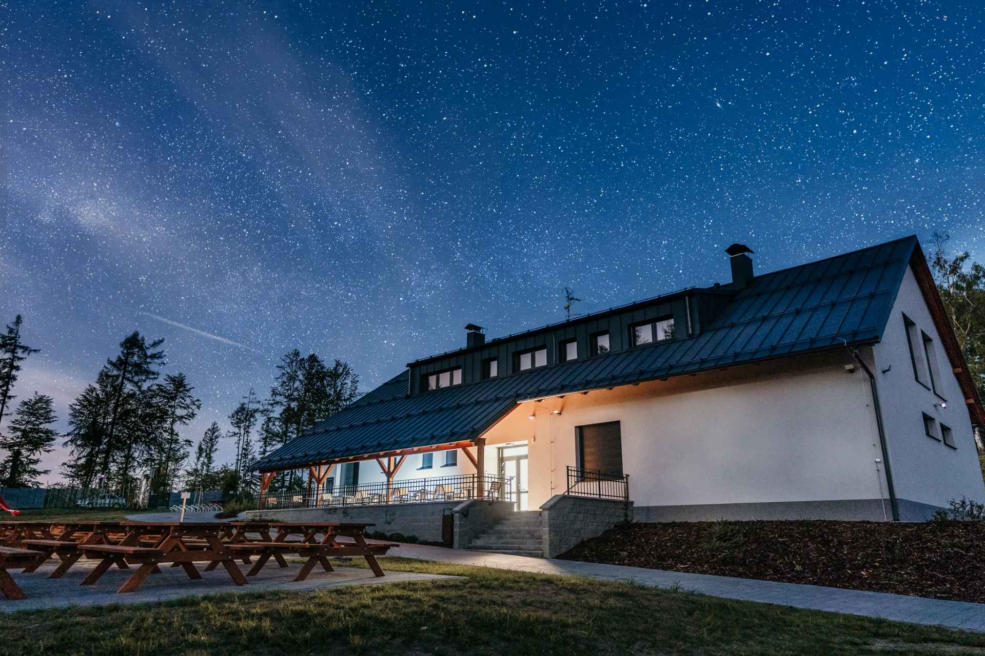 Teren sportowy i strzelecki Jívová 