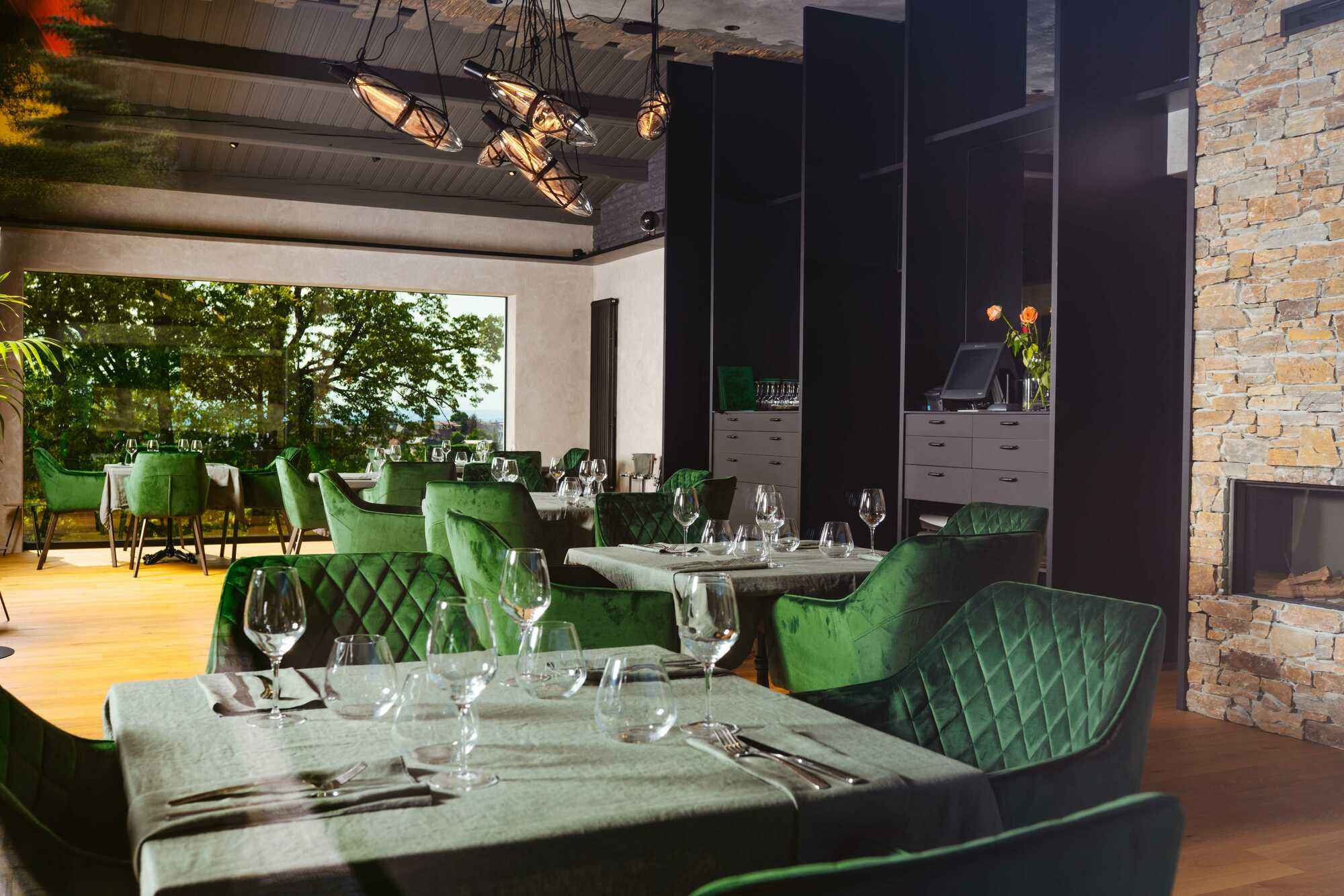 Restauracja przy zamku Šternberk