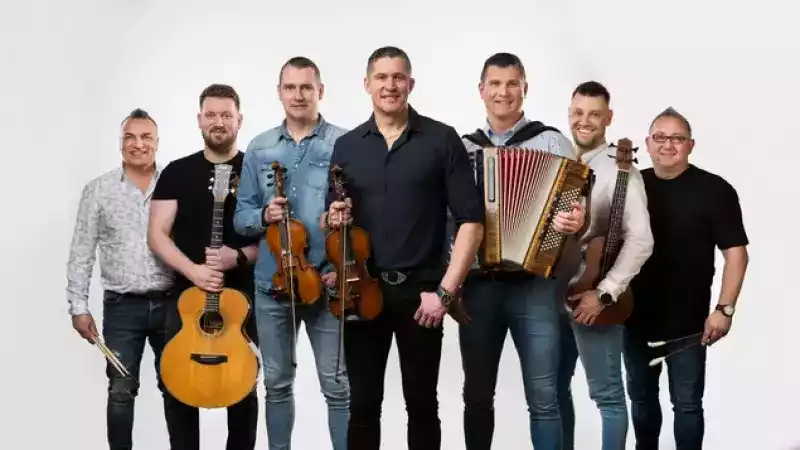 Koncert kapely KOLLÁROVCI