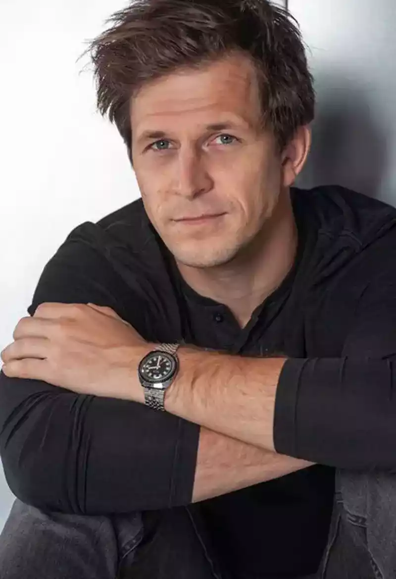 Igor Orozovič & CO. Když chlap svléká tmu