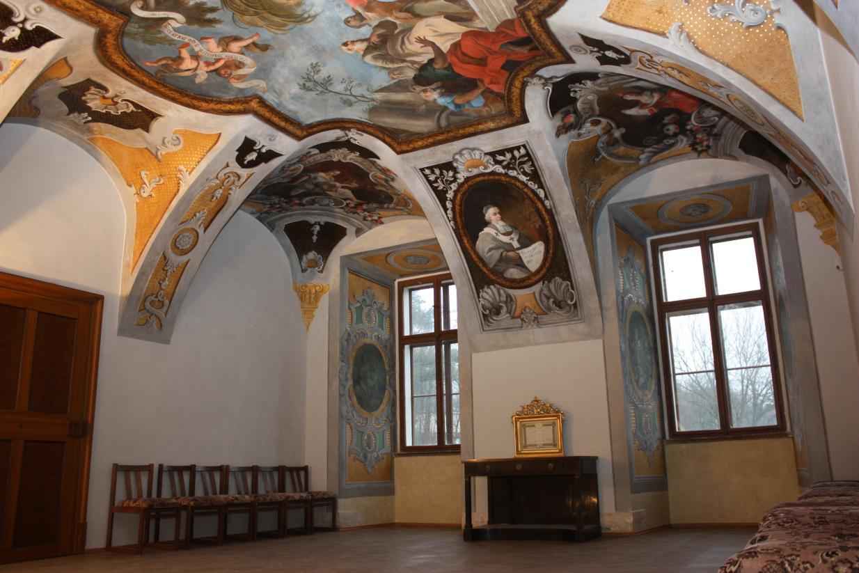Šternberský klášter