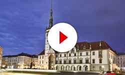 Das Rathaus mit der astronomischen Uhr