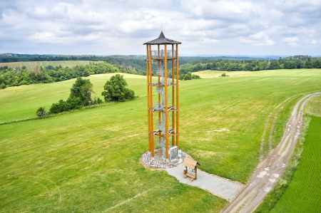 Kopaninka lookout tower in Repechy