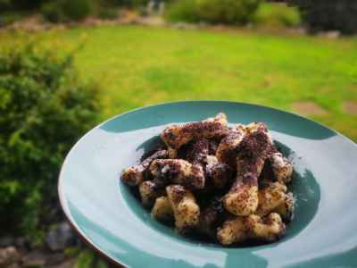Potato dumplings with poppy seeds
