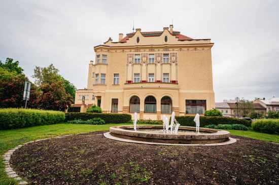 Národní dům v Prostějově znovu ožívá – přijďte ochutnat atmosféru secese